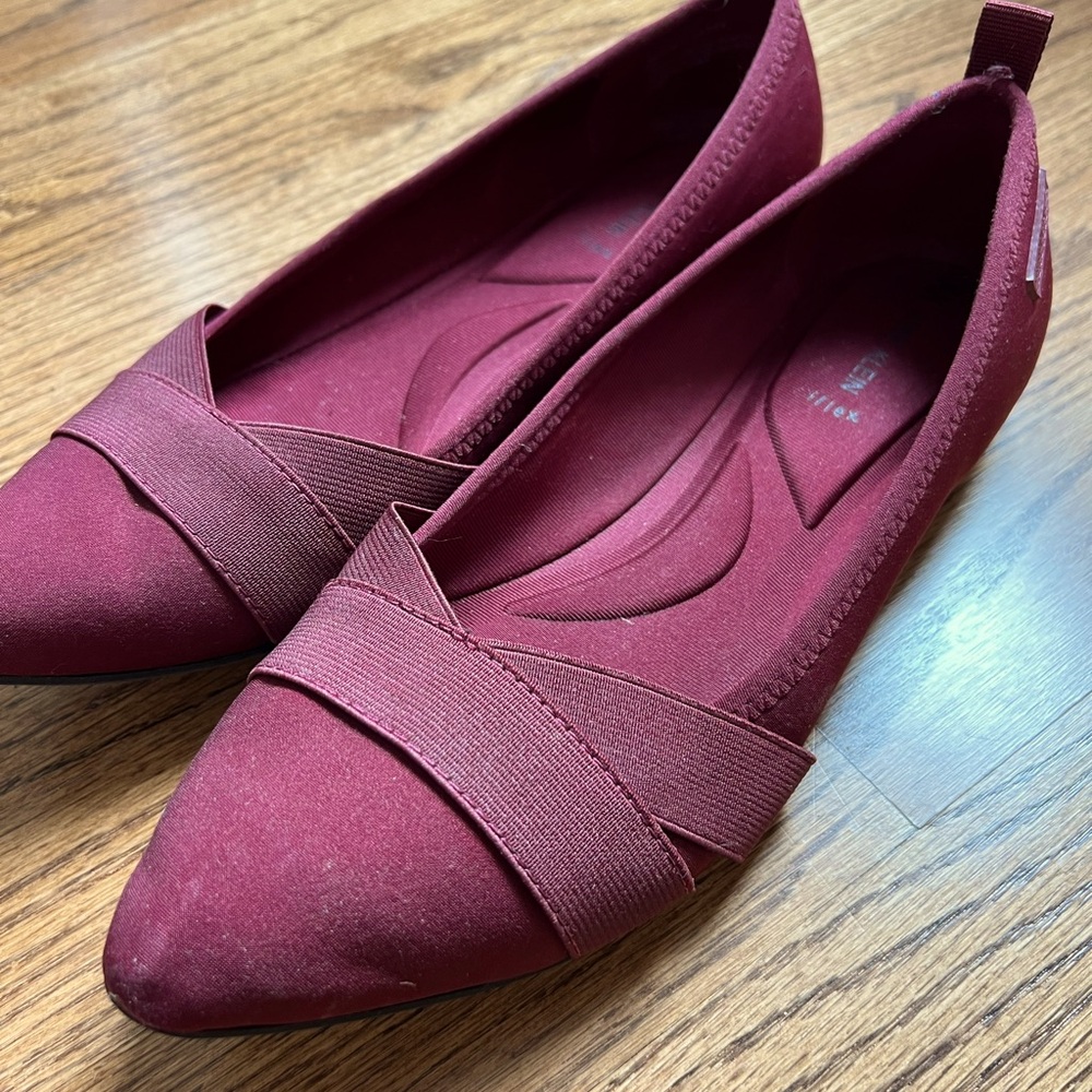 Anne Klein ballet flats